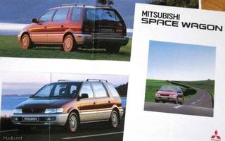 1997 Mitsubishi Space Wagon esite - KUIN UUSI -22 siv - suom
