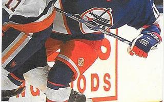 1993-94 LEAF #24 Evgeny Davydov Winnipeg Jets ex- Kärpät