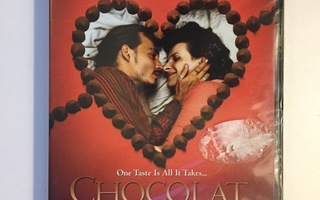 Pieni suklaapuoti (DVD) Johnny Depp, Lena Olin (DVD) UUSI