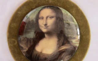 Mona  Lisa, pyöreä  seinätaulu  samettipohjassa