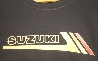 Kampanjahinta! T-paita Suzuki PV 1983 & 1986 kokoa S