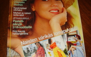 Uudet käsityöt 6/1993 Naisten värikäs lomapuvusto