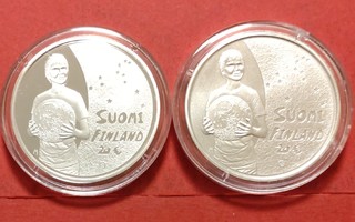 Suomi, 2 x 1 oz hopeaa. Lapset 20 € PROOF ja BU. (KD9)