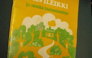 Valkola-Laine: PILVILEIKKI ja muita lastenlauluja (1975)