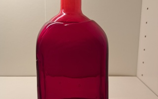 Riihimäen Lasi punainen pullo