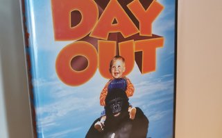 Baby's day out (1994 NY DVD) Joe Pantoliano Lara Flynn Boyle