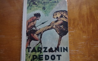 Edgar Rice Burroughs: Tarzanin pedot (1965), Taikajousi