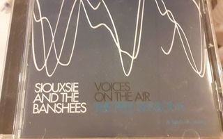 SIOUXSIE AND THE BANSHEES : Voices On The Air -CD