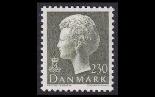 Tanska 720 ** Margrethe 230 öre mustanvihreä (1981)