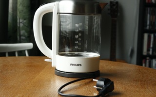 Philips Avance Collection valkoinen lasinen vedenkeitin