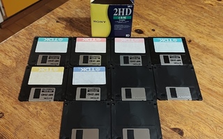 10kpl 2HD 3.5" diskettejä