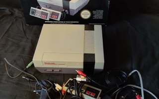 8-bit NES: Nintendo Entertainment System Control Deck