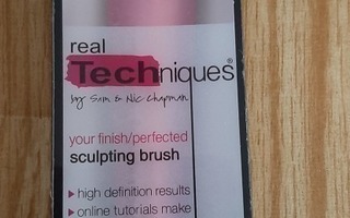 Real Techniques sculpting brush-meikkisivellin, uusi