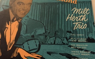 MILT HERTH TRIO: Hi-Jinks on the HAMMOND * 2 x 7” * 1953!