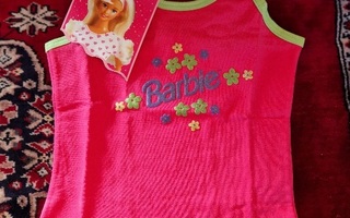 Barbie lasten  Hiaton paita 126 cm . 14. UUSI
