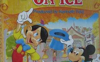 Käsiohjelma World on Ice Pinocchio  Walt Disney