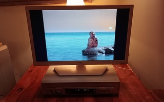 Panasonic VHS videonauhuri HI-FI NICAM