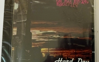 Vadelmakummitus – Hard Day CD - UUSI