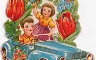 WS / Tyttö ja poika, sininen auto ja tulppaaneja.
