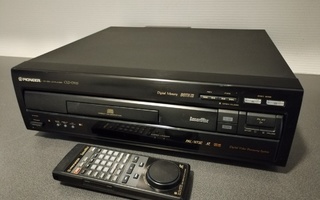 Pioneer CLD-D925 Laserdisc soitin