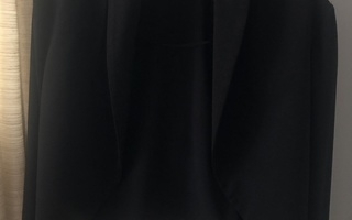 Musta jakku s.t.i. M (S)