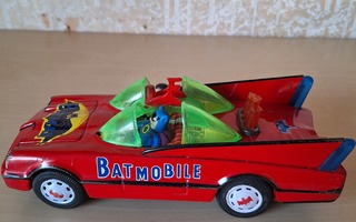 Peltiauto Batmobile