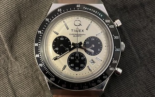 Timex Q Chronograph