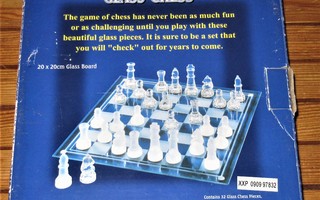 Glass Chess, Shakkipeli lasilaudalla
