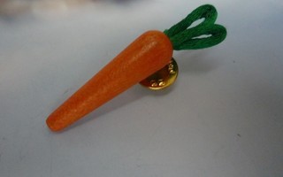 Aarikka porkkana pinssi