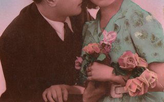 Vanha postikortti- romantiikkaa ja ruusuja