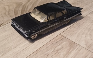 Corgi Toys Chevrolet Impala 1:43