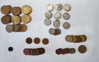 Penni 1866 ja läjä markkoja sekä pennejä