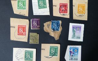 Vanhoja postimerkkejä 12 kpl