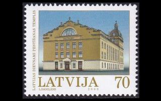 Latvia 592 ** Kirkko (2003)