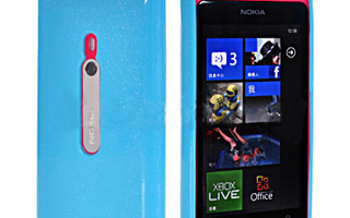 Takakansi Lumia 800