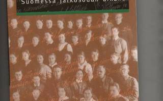 Hölsä: Itäkarjalaisopettajia Suomessa jatkosodan aikana, nid