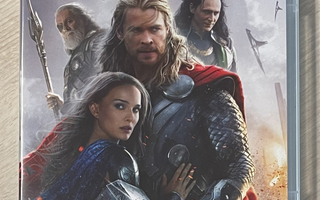 Thor - The Dark World (2013) Chris Hemsworth (UUSI)