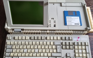 Historiallinen kannettava 1980-luvulta. Amstrad PPC512