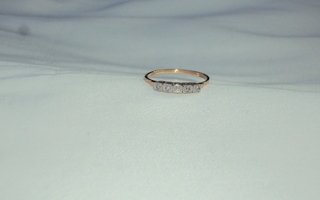Kultainen timantti sormus 14k