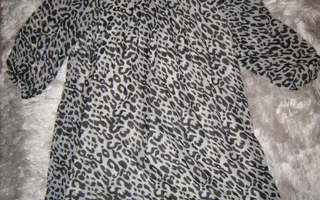 Vero Moda mustavalkoinen leopardikuvioinen sifonki tunika L