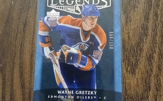 2005-06 Upper Deck Artifacts Legends Wayne Gretzky /899