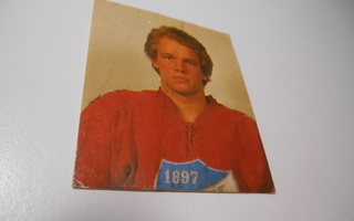 Jääkiekko 72/73 kuva nro.93 Heikki Riihiranta HIFK