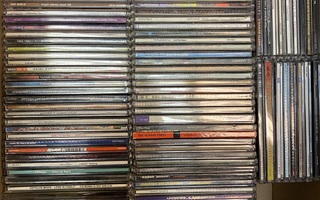 Laatikollinen, 162kpl käytettyjä CD-singlejä