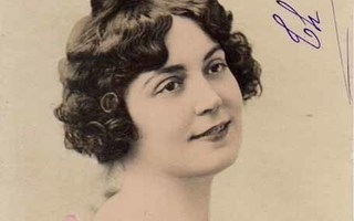 NAINEN / Regina Badet - kaunis näyttelijätär. 1900-l.