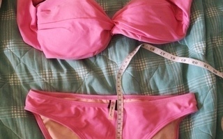Wonderland- Pinkit bikinit koko M