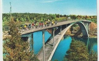 **  Åland - Färjsundin silta