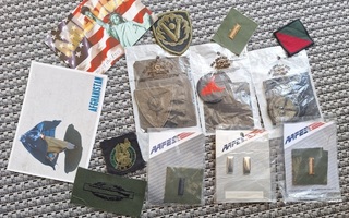 U.S. Army militaria merkkisetti