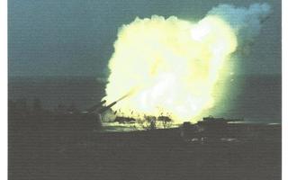 OBUHOV 12 tuuman järeä kaksoistykkitorni ampuu - Kuivasaari