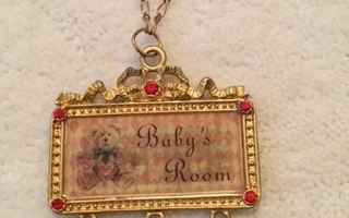 Metallinen pieni kyltti "Baby's room"