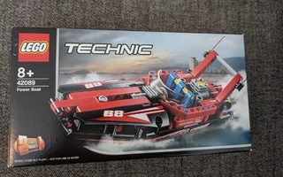 Lego Technic Power boat 42089